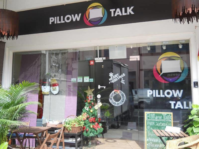 Pillow Talk Hostel Singapore Esterno foto